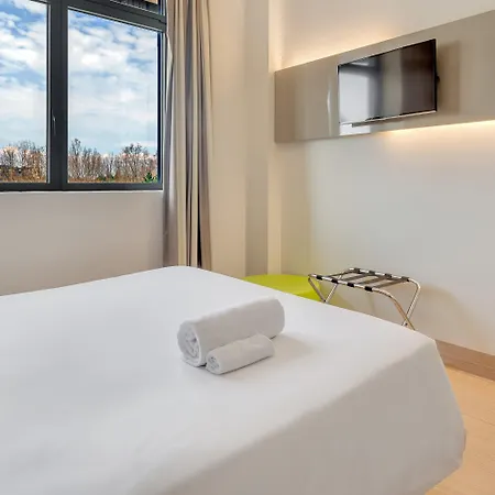 B＆b サン シーロ 3*