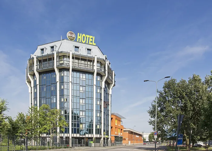 San Siro Szálloda 3*